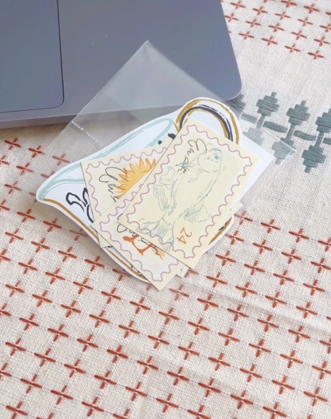 Mix Estampilla y taza - Sickers Papel